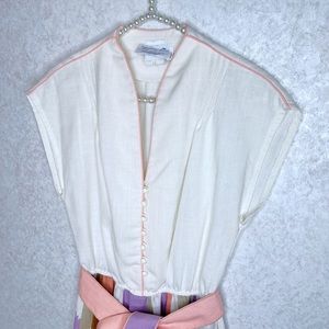 Gorgeous vintage 60’s feminine dress